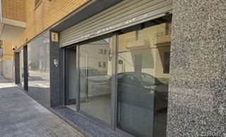 Local comercial en venta en Olesa de Montserrat