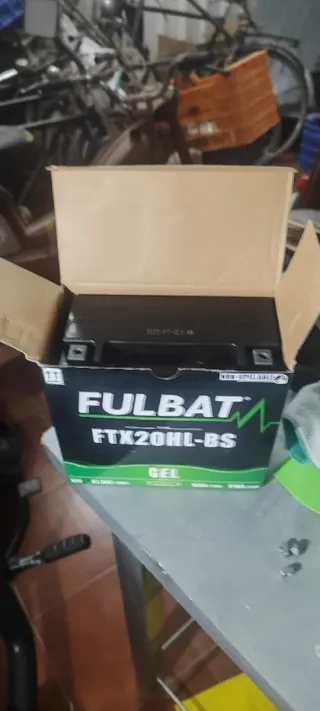 Batería moto FULBAT FTX20HL-BS GEL 12V