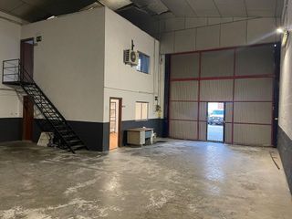 Nave industrial en alquiler en Santa Cruz - Industria - Polígono Campollano en Albacete