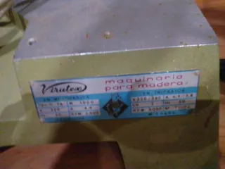 Sierra ingletadora Marca Virutex