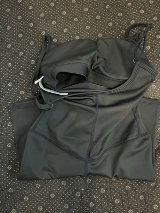 Mono deportivo corto Alo negro