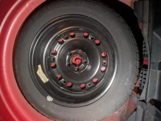 Rueda repuesto y kit herramientas Seat Ibiza