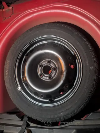 Rueda repuesto y kit herramientas Seat Ibiza