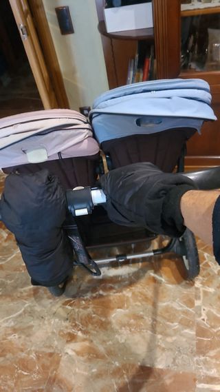 Carro Gemelar Bugaboo Azul y Rosa