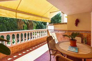 Casa adosada en venta en Cervantes en Granada