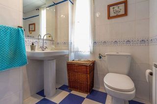 Casa adosada en venta en Cervantes en Granada