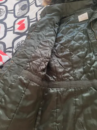 Abrigo Springfield verde con capucha