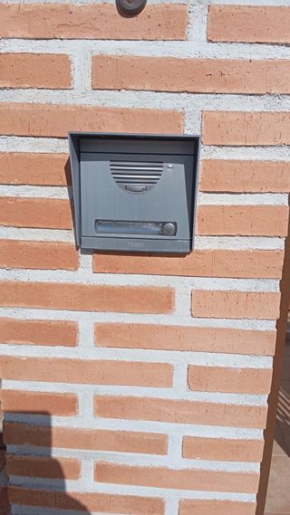 Visera Portero Automático Tegui