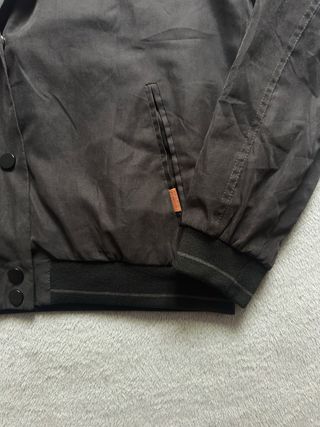 Chaqueta Bomber Pull&Bear negra Talla M