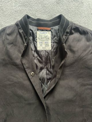 Chaqueta Bomber Pull&Bear negra Talla M