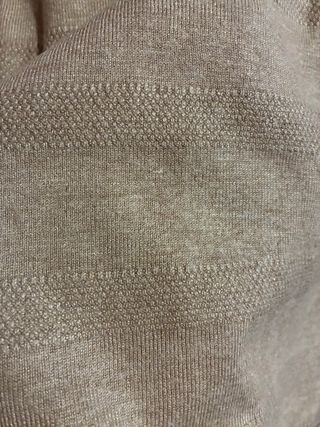 Jersey beige con rayas