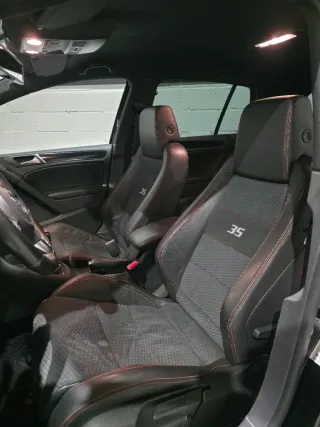 Volkswagen Golf GTI 35 aniversario