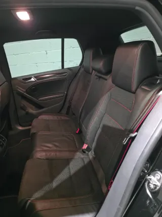 Volkswagen Golf GTI 35 aniversario