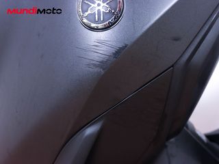YAMAHA X-MAX 125