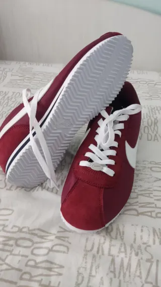 Zapatillas Nike Cortez Mujer Rojas