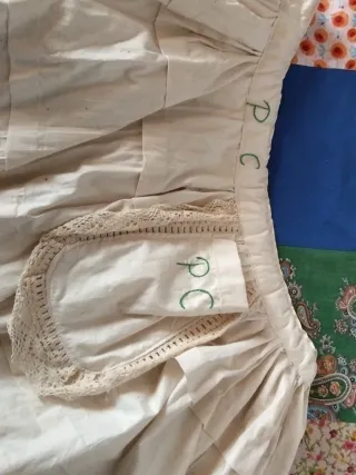 Enagua vintage de algodón con encaje