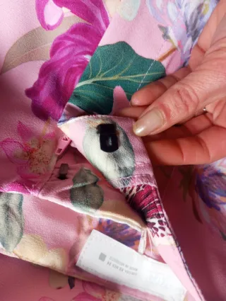 Pantalón de flores rosa