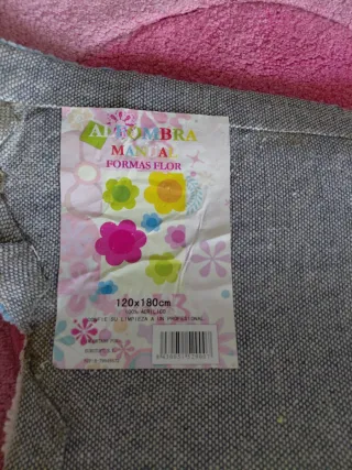 Alfombra infantil flores