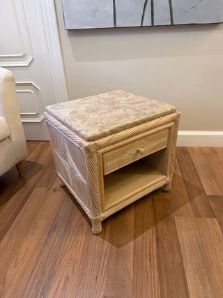 Mesita auxiliar ratán