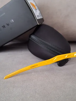 Gafas de Sol Oakley Doradas