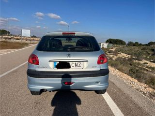 Peugeot 206 2003