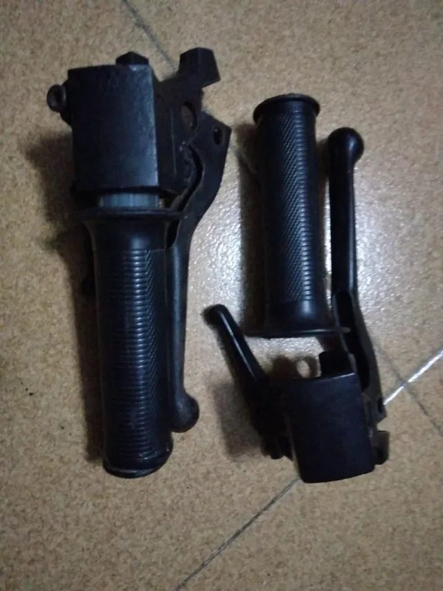 Manetas mobylette derecha e izquierda