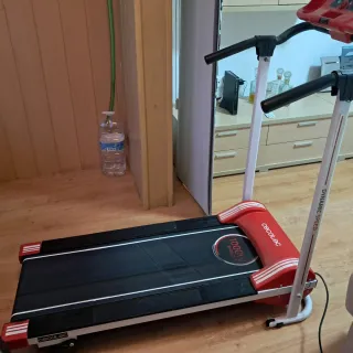 Cinta de correr 1000W Marca Cecotec