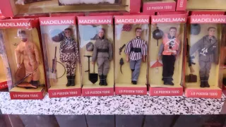 Colección de 23 Madelman en caja y 3 complementos