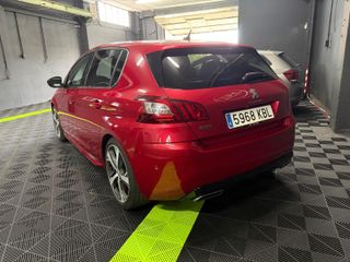 Peugeot 308 GT Line 180cv Aut