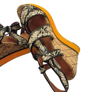 Sandalias Bimba y Lola Beige/Negro