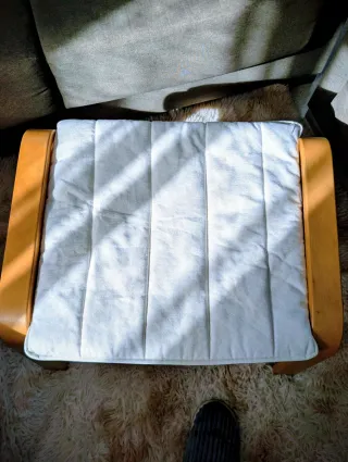 Conjunto Sillón y Reposapiés POÄNG Ikea