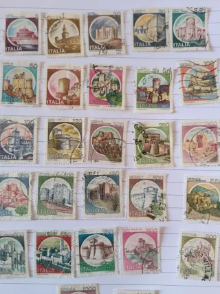 27 Francobolli Castelli Italiani Anni '70