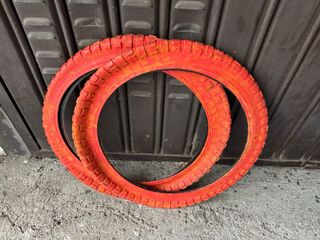 Coppia Copertoni BMX/Cross 20x2.125 Rossi/Gialli