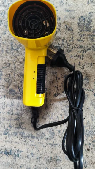 Phon da viaggio giallo con accessori