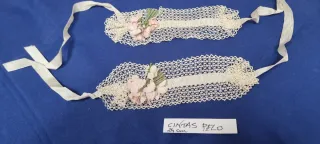 Diadema antigua niña encaje flores