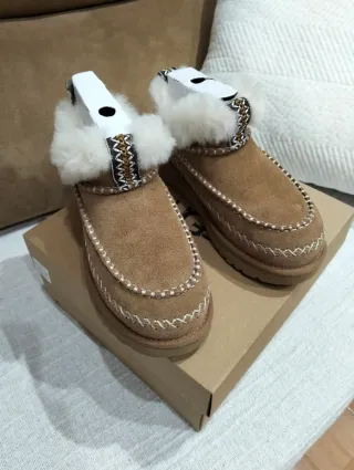 Botas UGG Mini Alpine Marrones Talla 37
