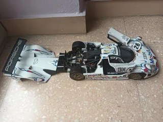 Porsche 911 GT1 EVO 98