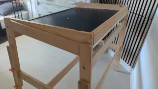 Escritorio infantil madera y negro