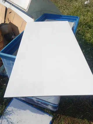 Palets de azulejos porcelánicos Rocersa