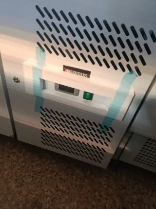 MESA REFRIGERADA FRÍA 3 PUERTAS 1.80 M 658746091