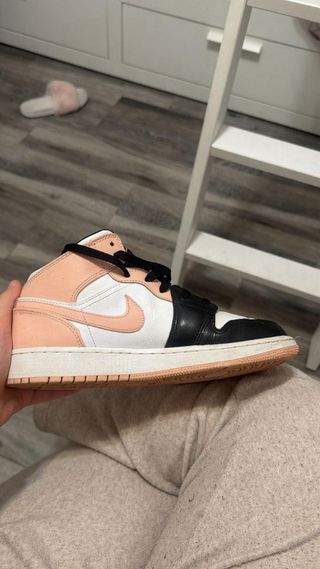 Nike Air Jordan 1 Mid Rosa