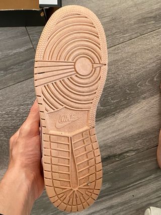 Nike Air Jordan 1 Mid Rosa