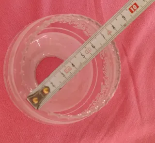 Lámpara de cristal antigua decorada