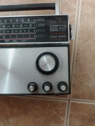 Radio Realtone 4 Bandas