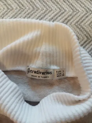 Jersey cuello alto beige y blanco Talla L