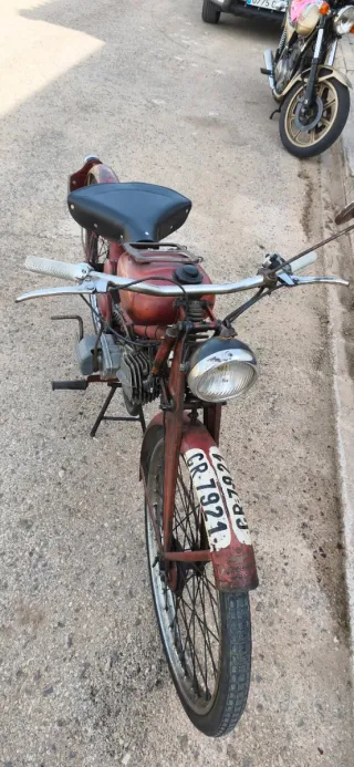 Moto Guzzi 65
