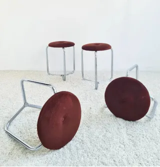 Set 4 tabureres bajos Space Age. Vintage 70s.