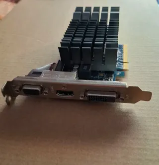 Gráfica Asus GT 730 sl-brk 2GB DDR3