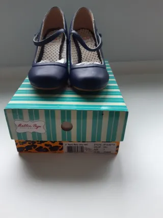 Zapatos de tacón azul