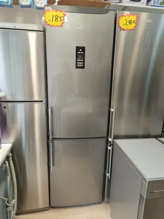 Nevera Indesit con garantía y transporte